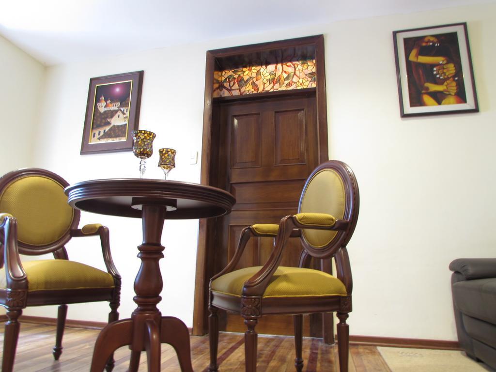 San Blas House & Suites Quito Esterno foto